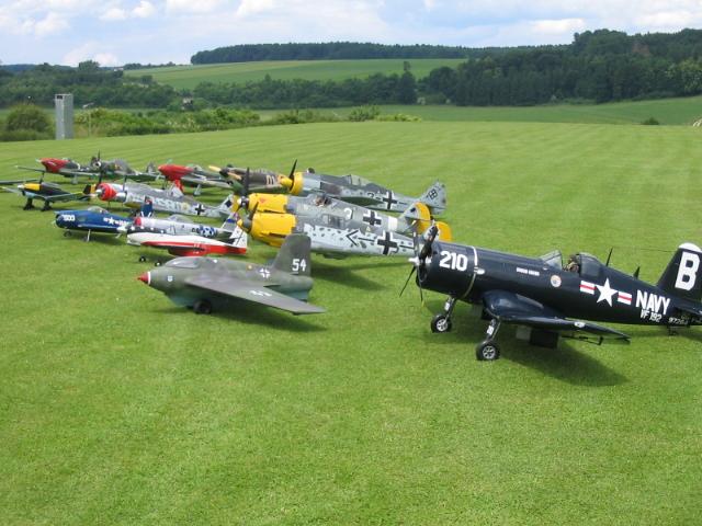 warbirdtreffen-parade (38).jpg